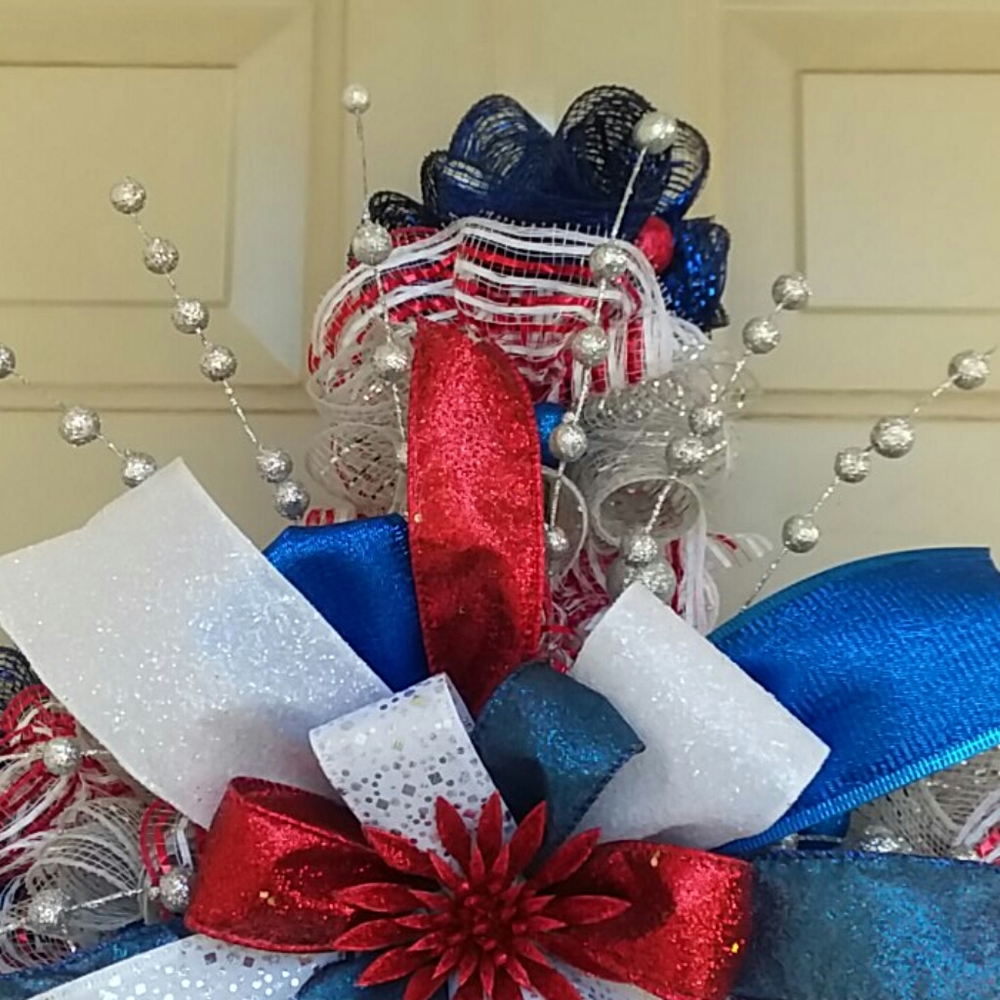 Handcrafted Memorial Day Cross door hanger/ wreath - Picture 3 of 4